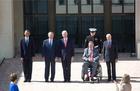 圖一：五位美國總統歐巴馬、卡特、老布希、克林頓和小布希(由左至右)合影