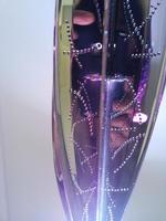 2-宋璽德《流星雨系列》，不繡鋼、馬達、培林，22x22x140cm，2006。