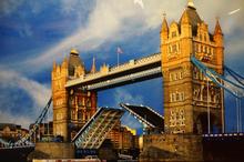 世界橋樑金牌─《倫敦塔橋》（英國倫敦）‧陳佩如
